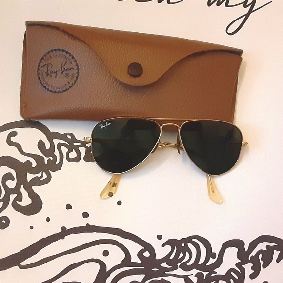 Ray-Bay Women's Vintage Aviator Sunglasses - Picture 2 of 11